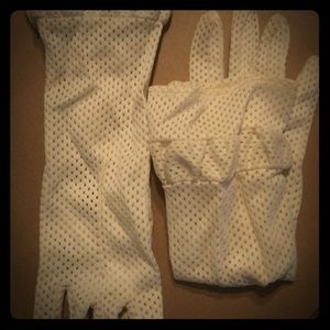 Mid lenght party gloves. 1920's